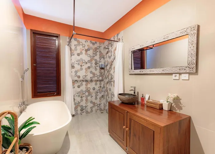Mayura Private Pool Villa *