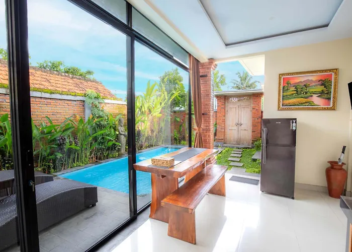 Mayura Private Pool