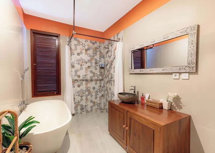 Mayura Private Pool